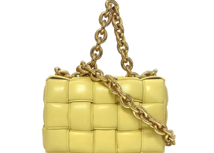 ボッテガヴェネタ_ザ-チェーンカセット-ショルダーバッグ-　185000円